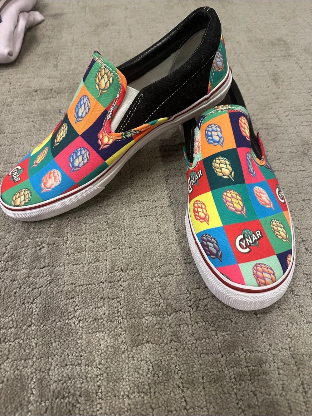 Cynar Mens Slip-On Sneakers in Multicolor Print sz 9.5